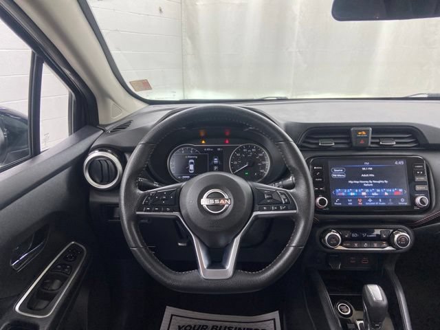 Used 2024 Nissan Versa SR FWD image 9
