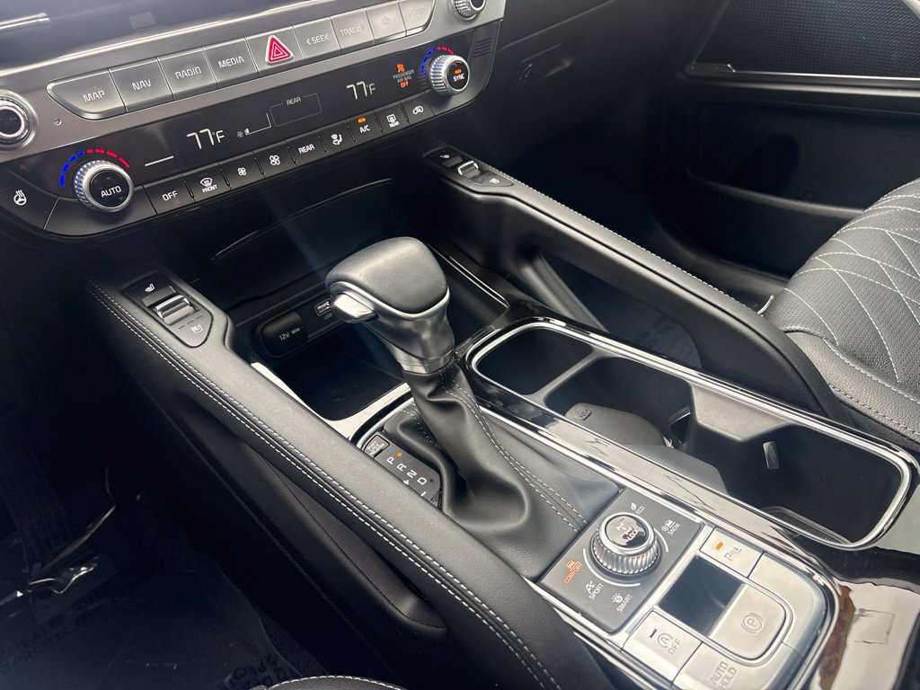 Used 2025 Kia Telluride AWD image 30