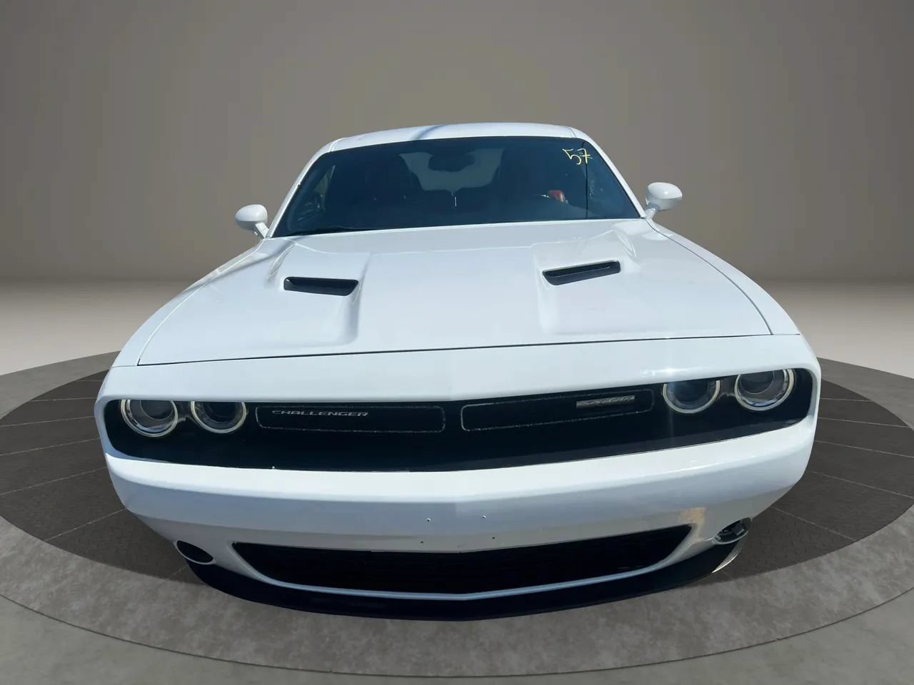 Used 2018 Dodge Challenger SXT RWD image 2