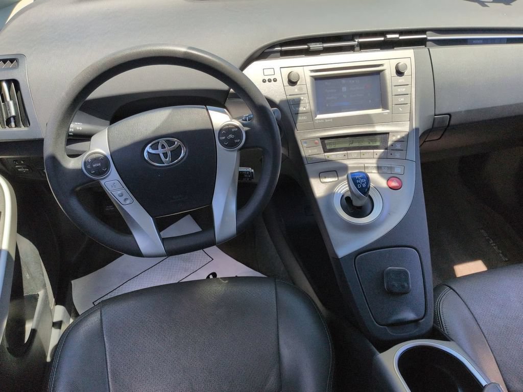 Used 2015 Toyota Prius Three FWD image 21