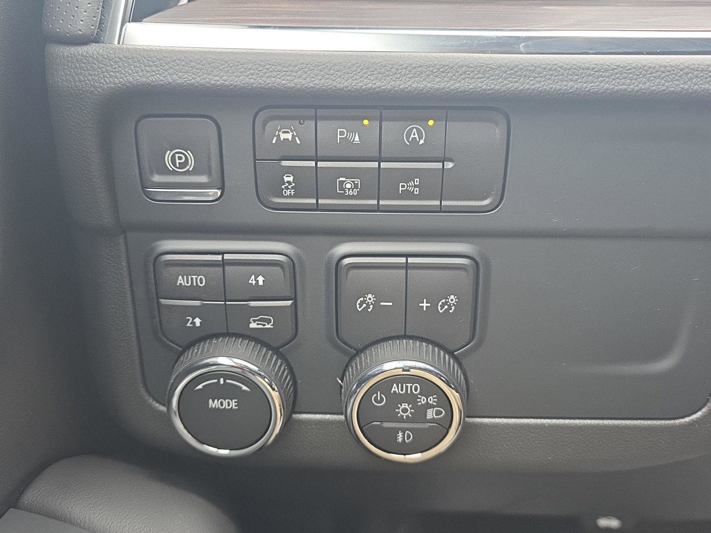 New 2025 Chevrolet Tahoe Premier image 15