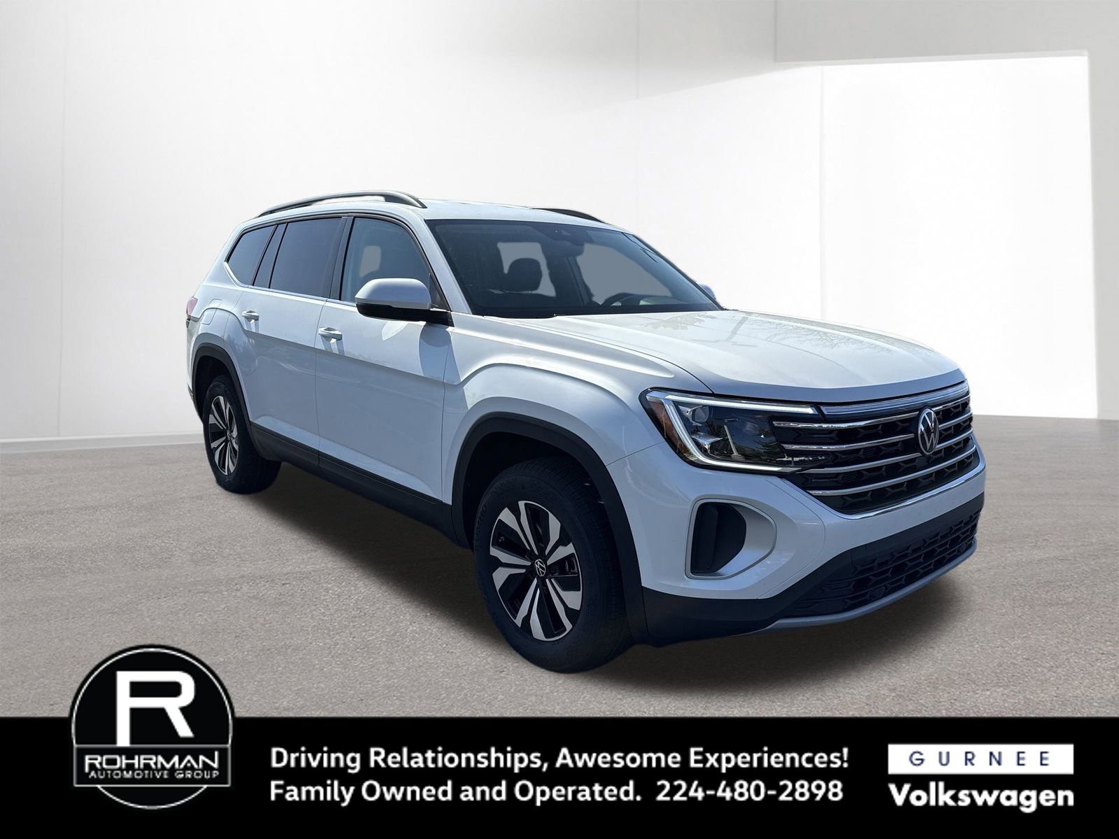 New 2026 Volkswagen Atlas SE image 2
