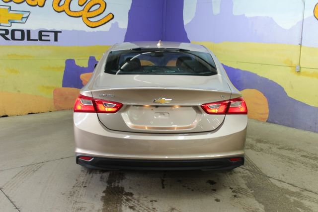 Used 2018 Chevrolet Malibu LT image 7