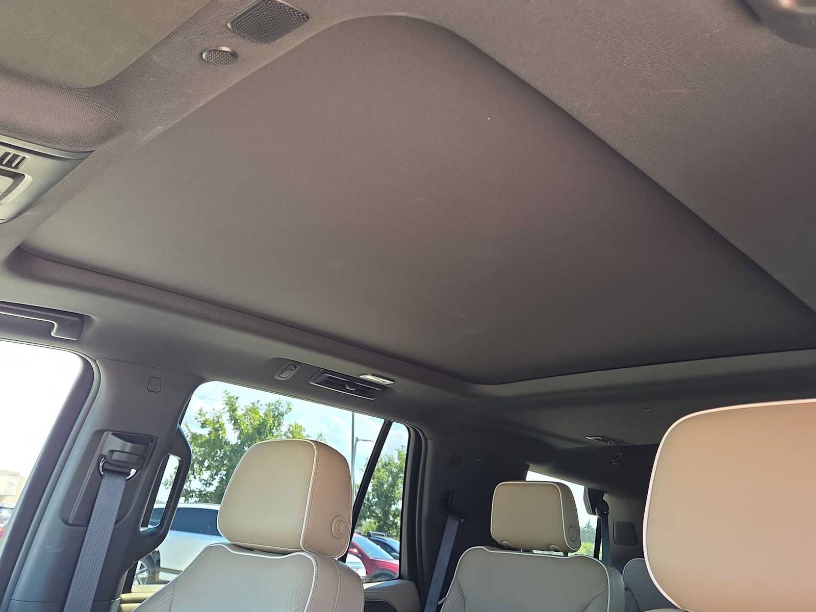 Used 2021 Chevrolet Tahoe Premier RWD image 22
