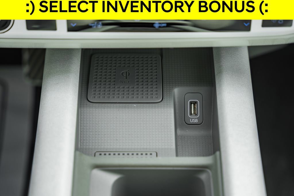 New 2024 Hyundai Ioniq 6 Limited image 24