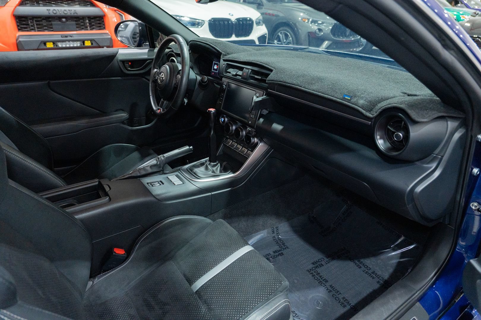 Used 2022 Toyota GR86 Premium w/ ALL Weather Mat Package (TMS) RWD image 32