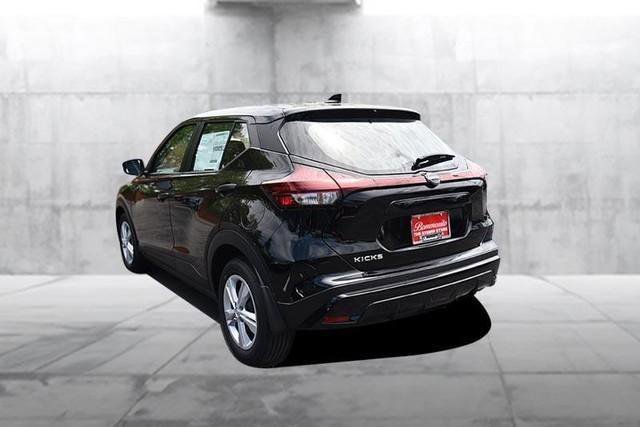 New 2025 Nissan Kicks Play S image 7
