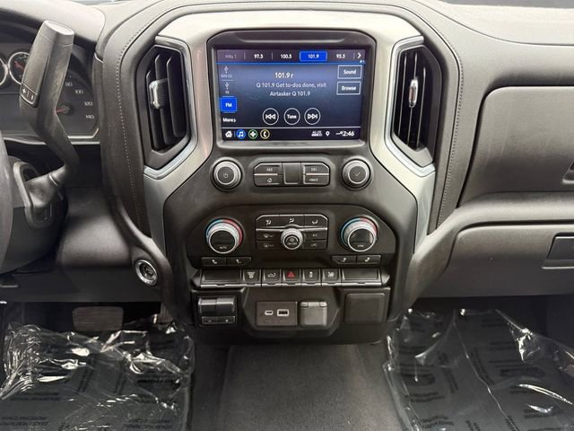 Used 2023 Chevrolet Silverado 2500 LT w/ Convenience Package image 3