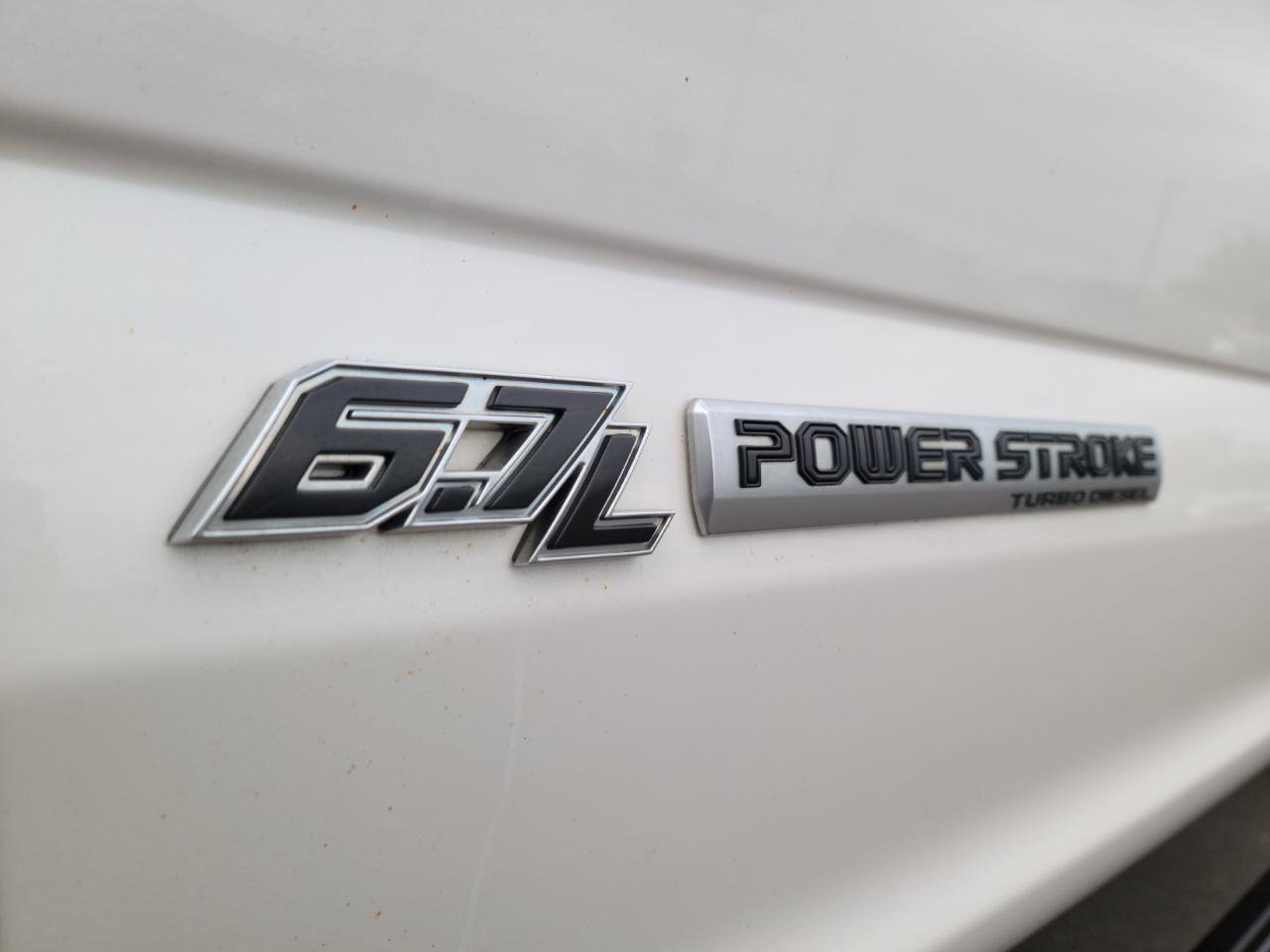 Used 2017 Ford F450 Platinum w/ Platinum Ultimate Package AWD/4WD image 16