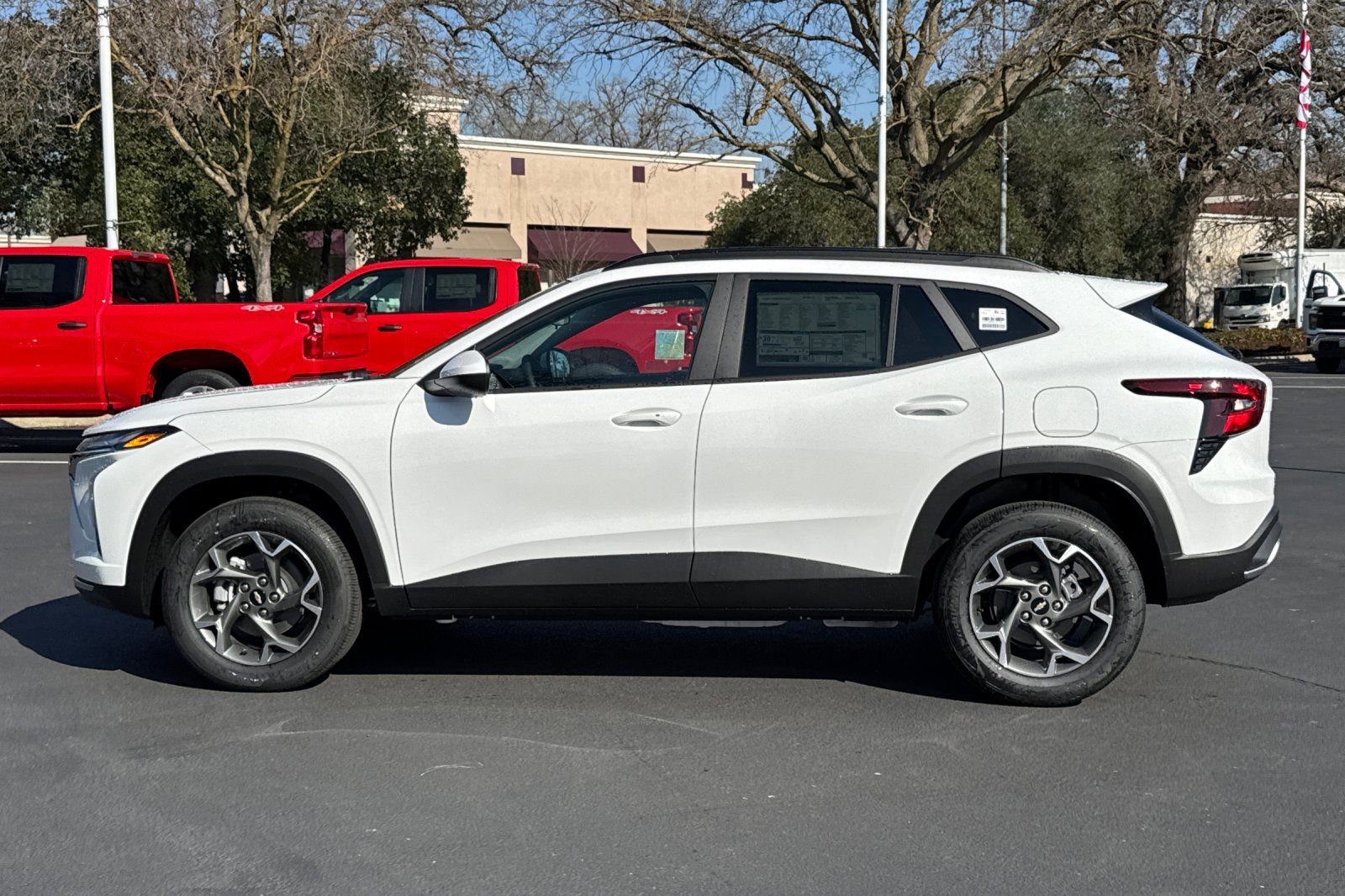 New 2026 Chevrolet Trax LT w/ Driver Confidence Package image 6