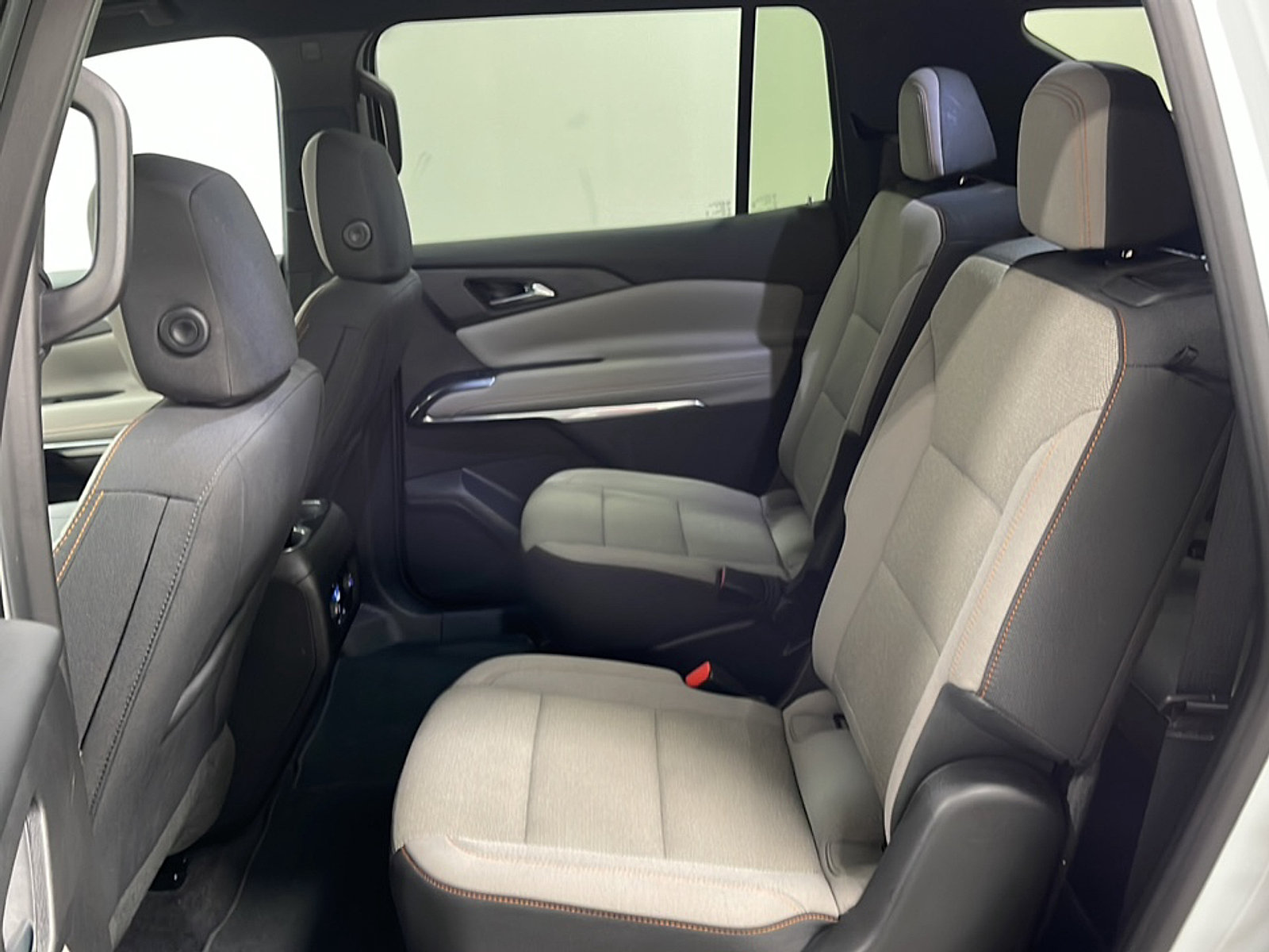 Used 2026 Chevrolet Traverse LT w/ Driver Confidence Package FWD image 15