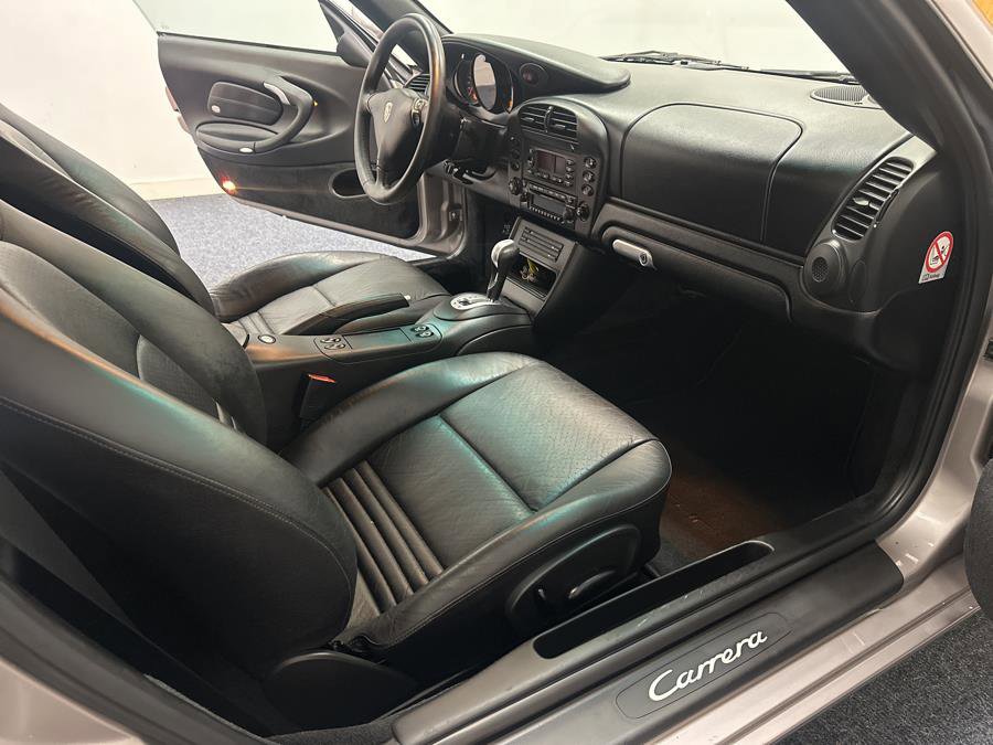 Used 2003 Porsche 911 Coupe image 13