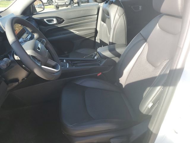 New 2026 Jeep Compass Latitude image 12