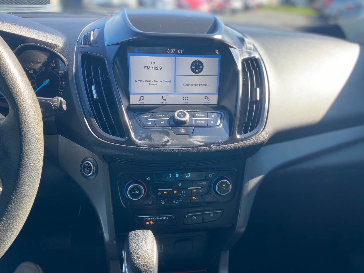 Used 2019 Ford Escape SE FWD image 12