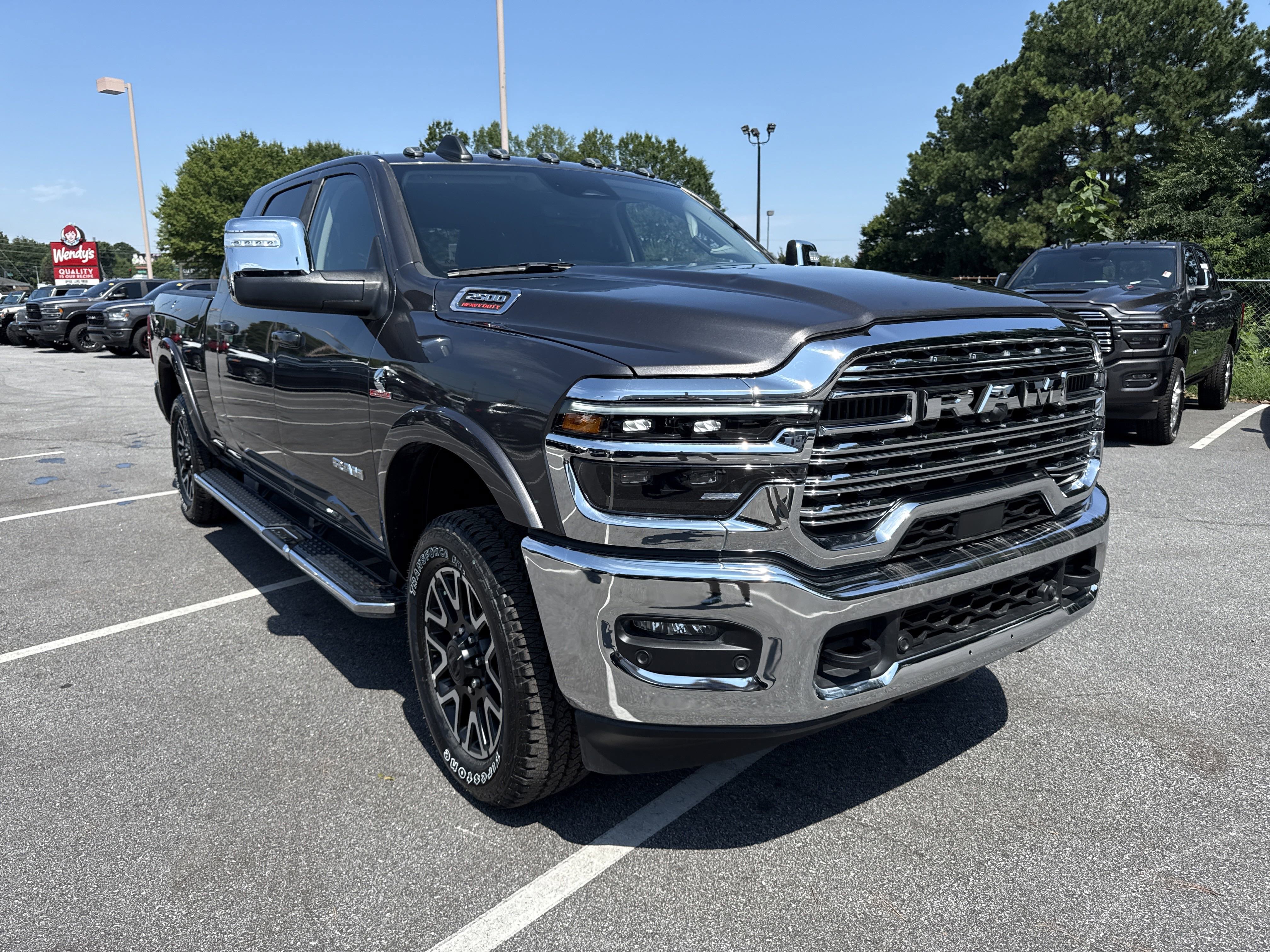 Used 2025 RAM 2500 Limited w/ Chrome Bumper Package image 4
