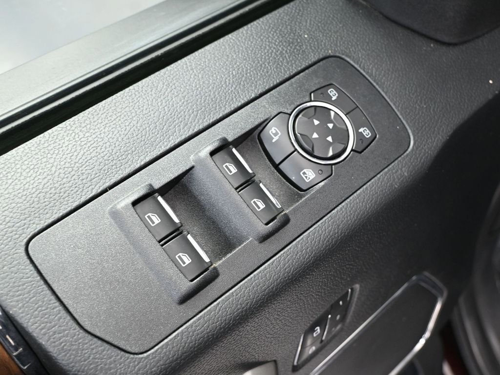 Used 2020 Ford F150 Lariat w/ Equipment Group 502A Luxury image 22