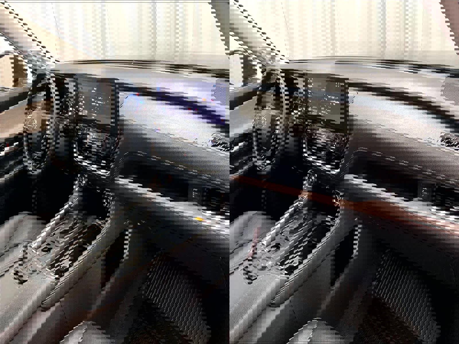 Used 2025 Toyota Grand Highlander FWD image 14