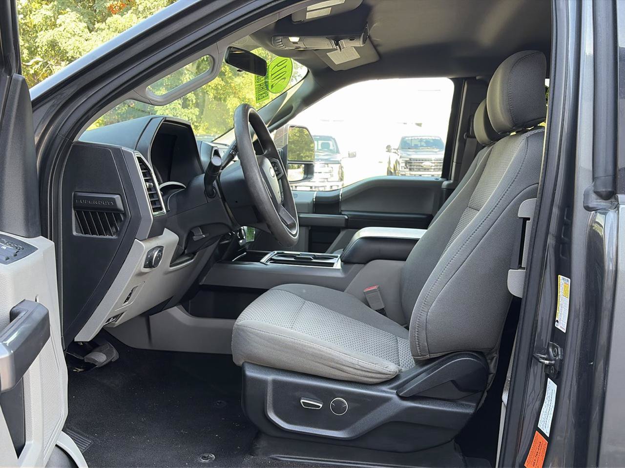 Used 2019 Ford F250 XLT w/ XLT Value Package AWD/4WD image 8