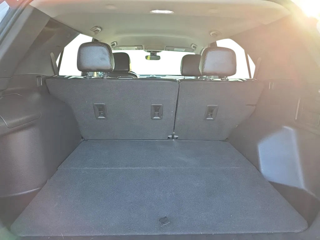 Used 2021 Chevrolet Equinox Premier AWD/4WD image 18