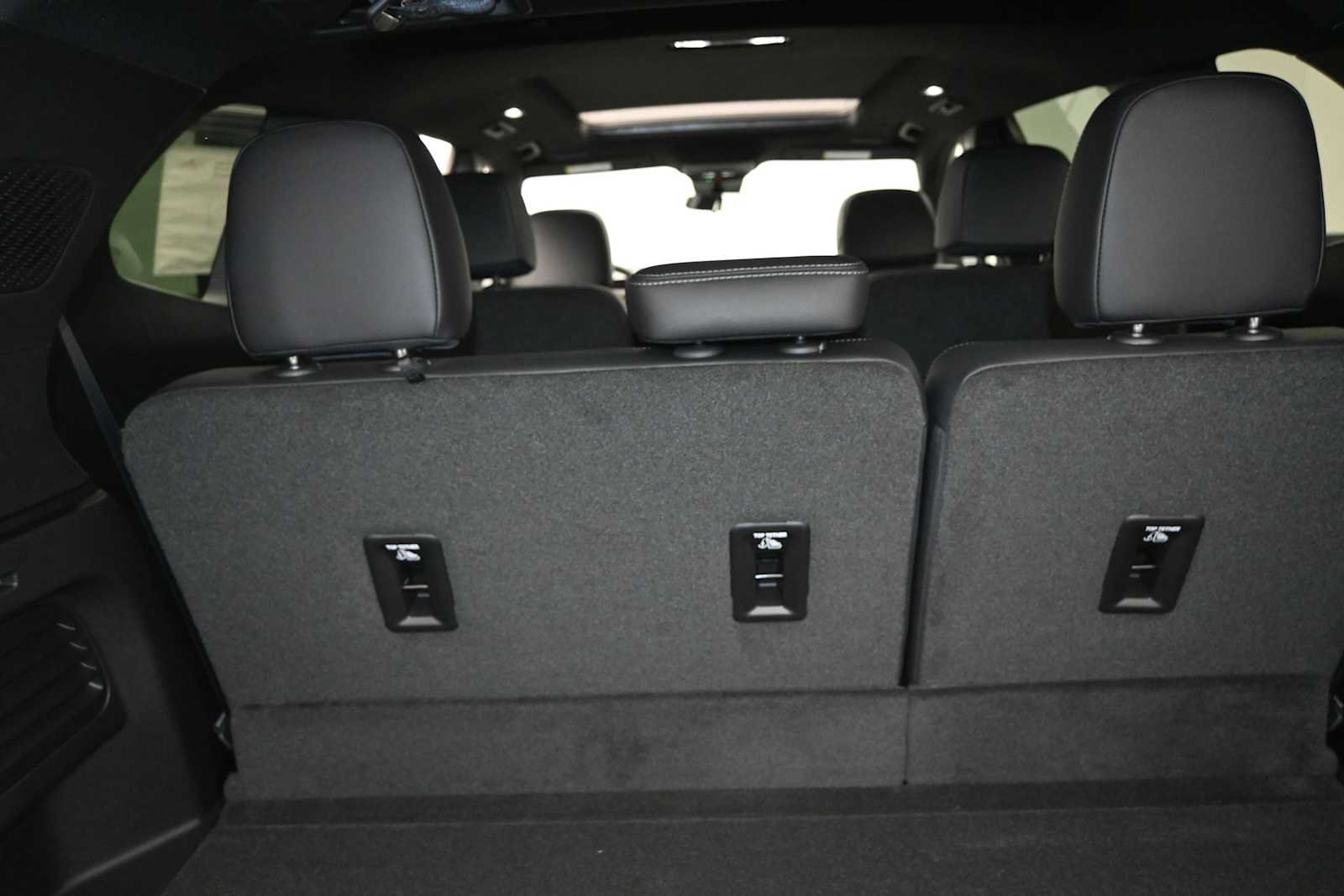 New 2026 Buick Enclave Sport Touring w/ Power Package AWD/4WD image 30