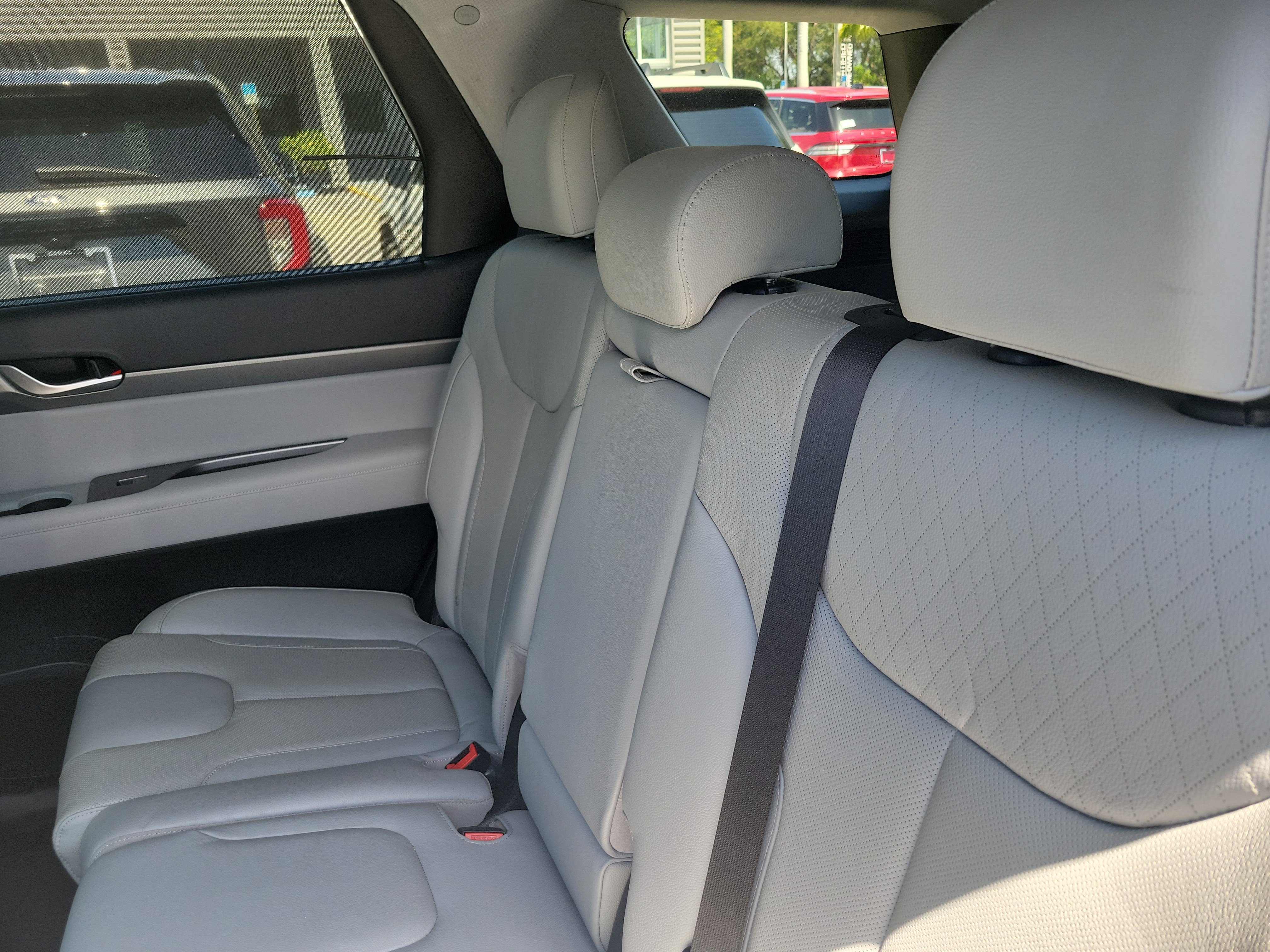 Used 2022 Hyundai Palisade SEL w/ 8P Bench Seat Package FWD image 13