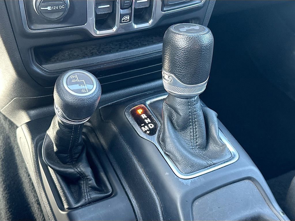 Used 2023 Jeep Wrangler Sport S image 18