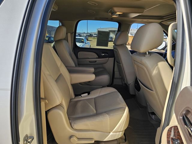 Used 2013 GMC Yukon XL Denali image 29