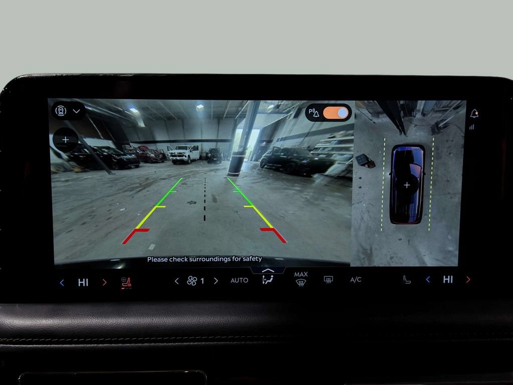 Certified 2025 Lincoln Aviator AWD image 13