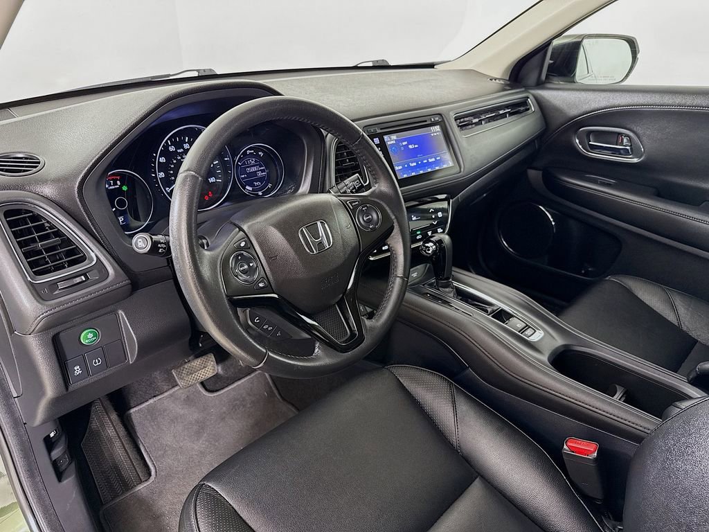 Used 2018 Honda HR-V EX-L image 10