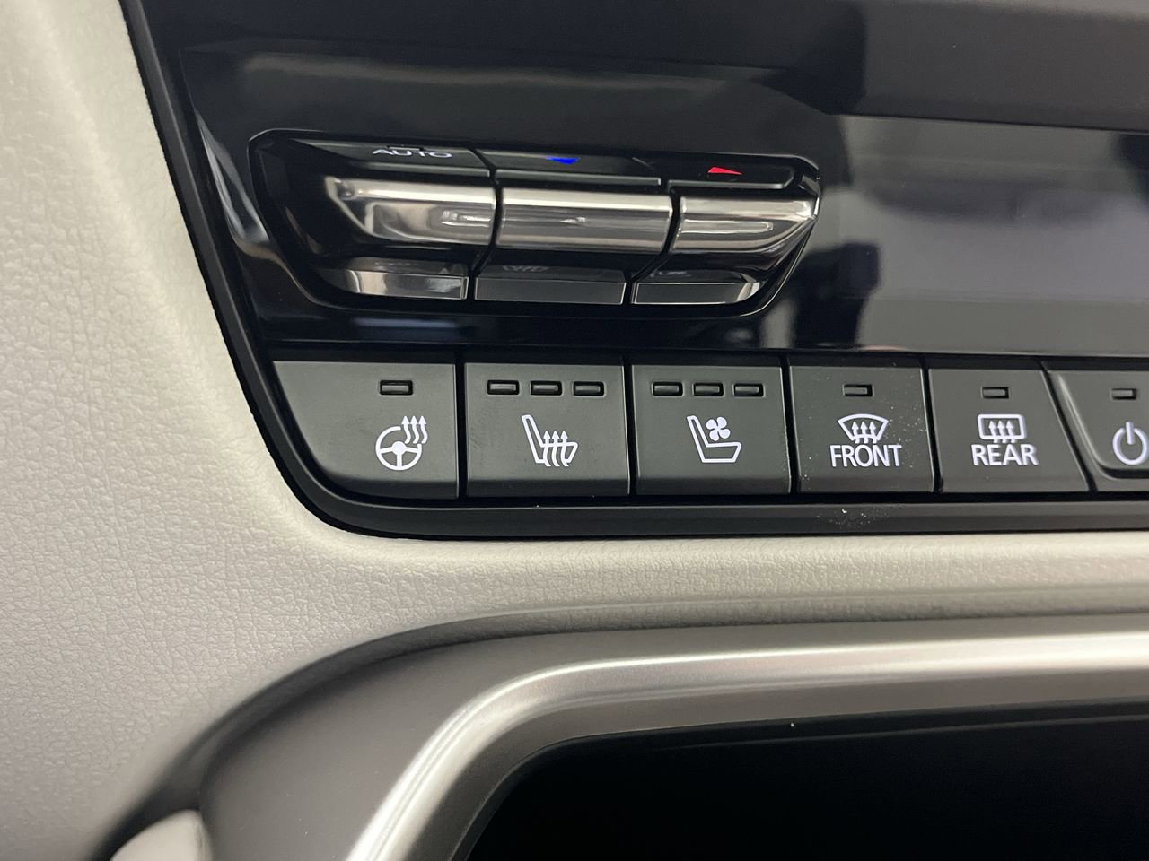 New 2026 MAZDA CX-90 Plug-In Hybrid w/ Premium Plus image 23