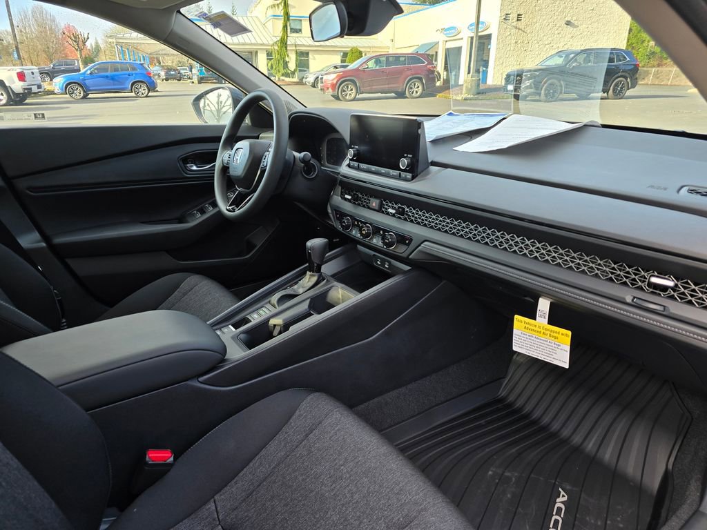 Certified 2025 Honda Accord SE image 4
