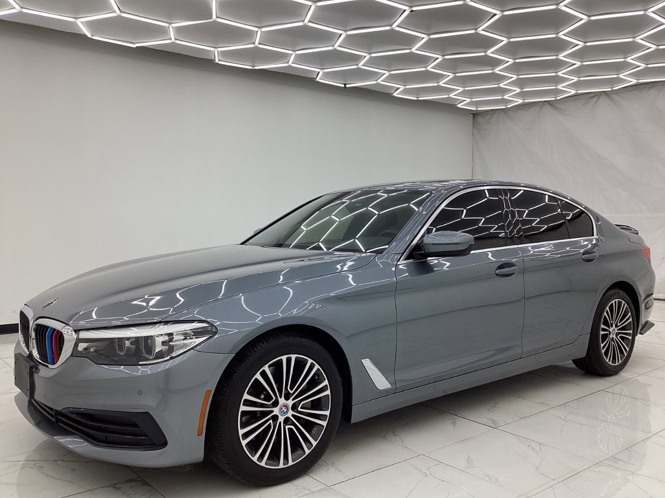 Used 2019 BMW 540i xDrive w/ Convenience Package image 6