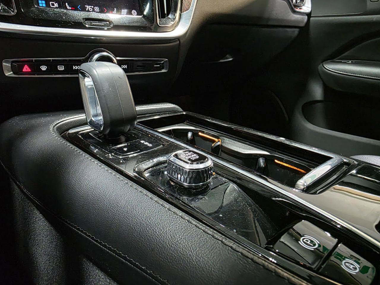 Used 2023 Volvo S60 T8 Plus AWD/4WD image 31
