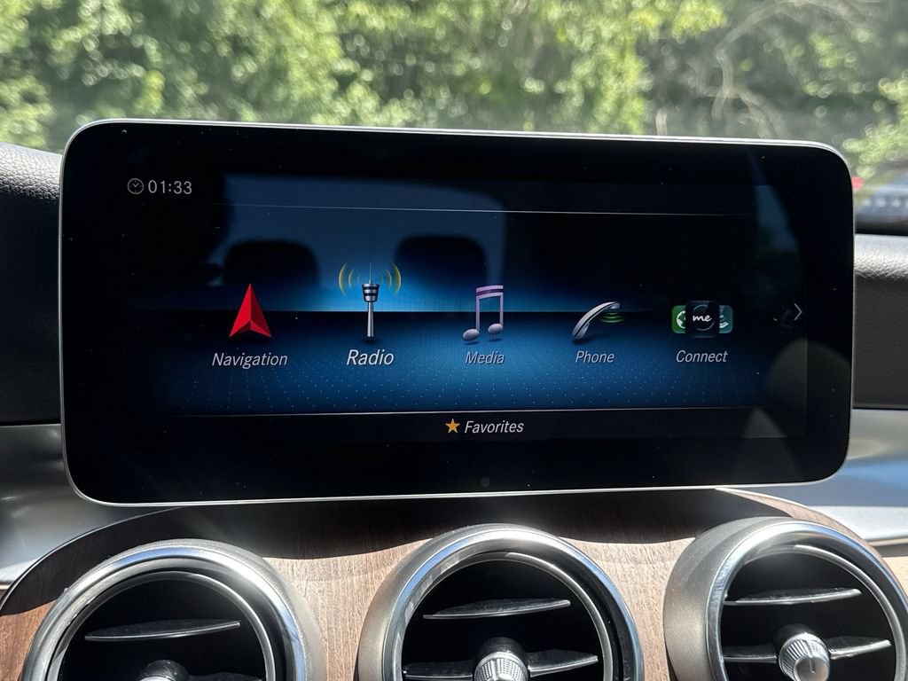 Used 2019 Mercedes-Benz C 300 4MATIC Sedan image 20