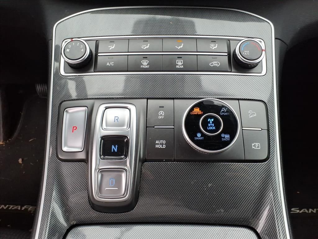 Used 2021 Hyundai Santa Fe SE image 9