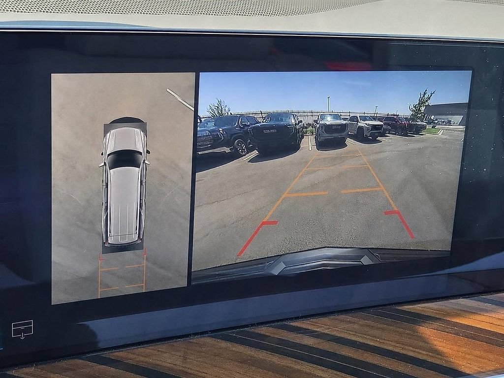 New 2026 Cadillac Escalade ESV Platinum Luxury AWD/4WD image 18