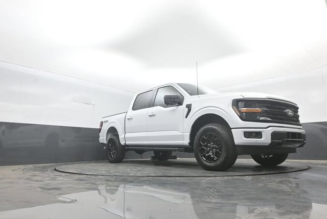 New 2026 Ford F150 XLT w/ Equipment Group 302A MID AWD/4WD image 32