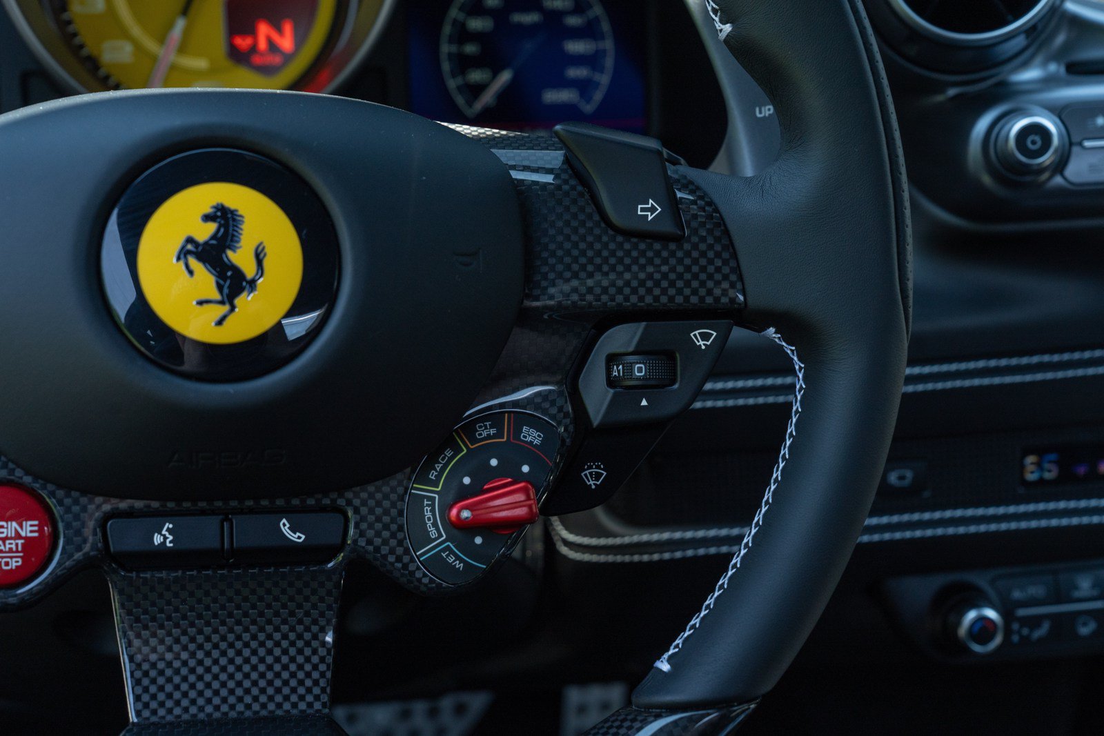 Used 2022 Ferrari F8 Tributo RWD image 40