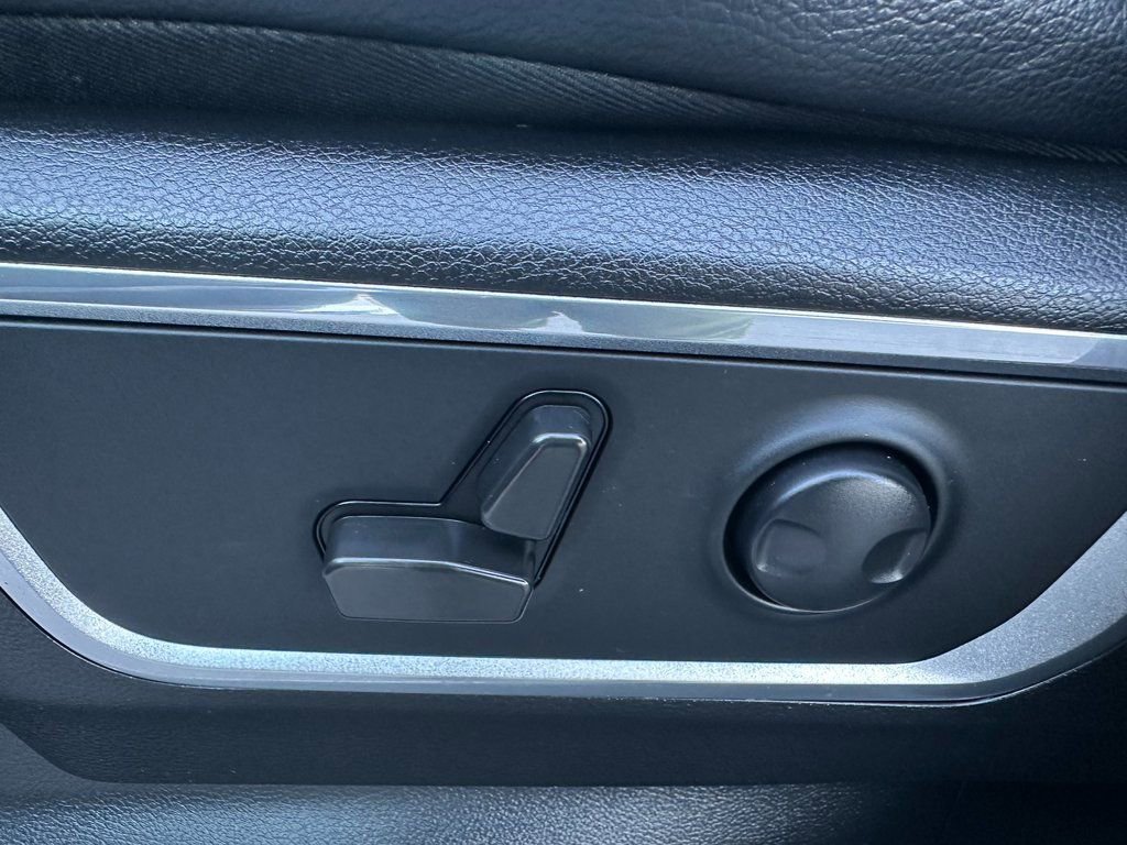 Certified 2022 RAM 1500 Laramie image 22