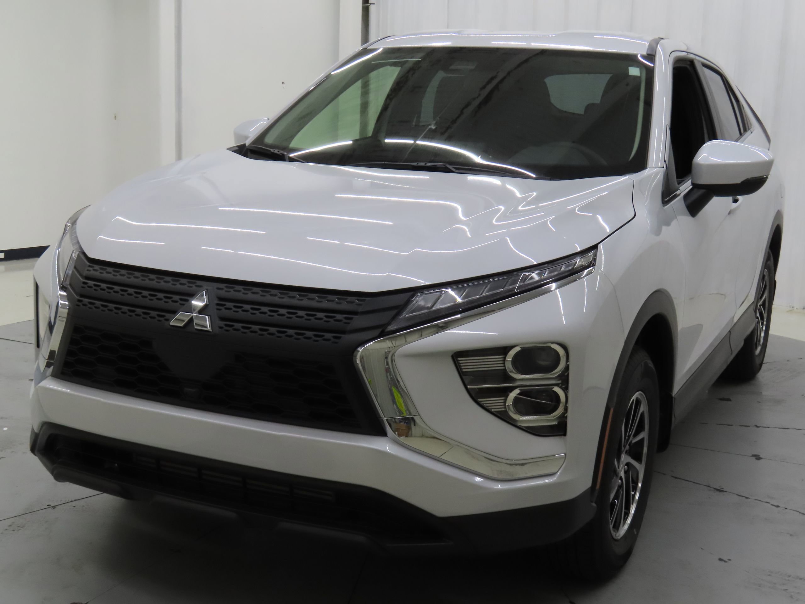 New 2026 Mitsubishi Eclipse Cross ES AWD/4WD image 7