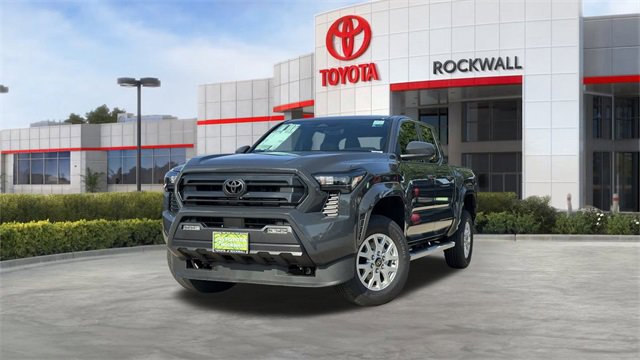 New 2025 Toyota Tacoma SR5