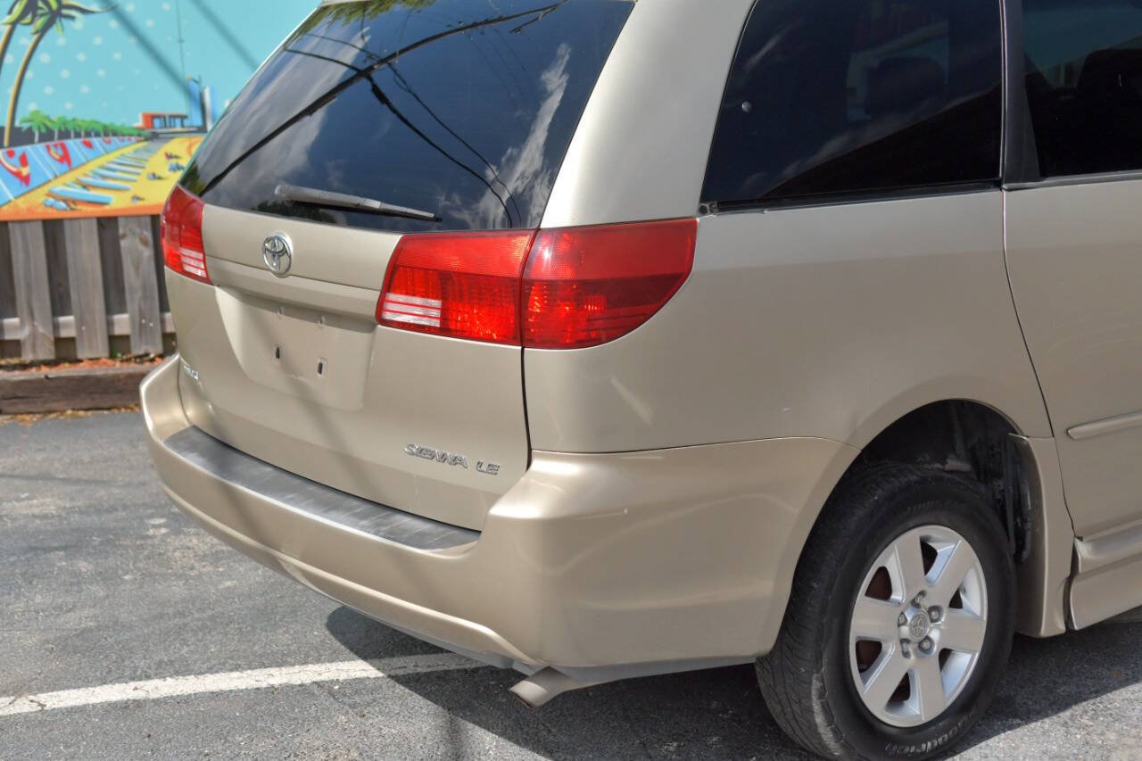 Used 2005 Toyota Sienna LE FWD image 31