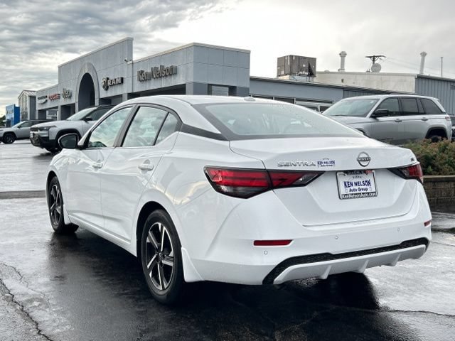 Used 2024 Nissan Sentra SV FWD image 3