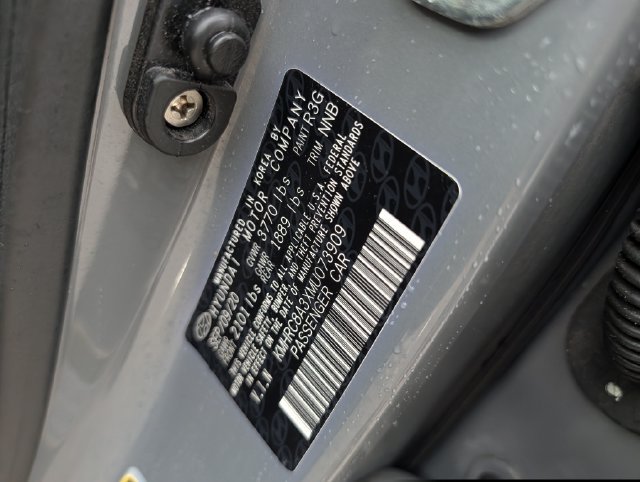 Used 2021 Hyundai Venue SEL FWD image 34