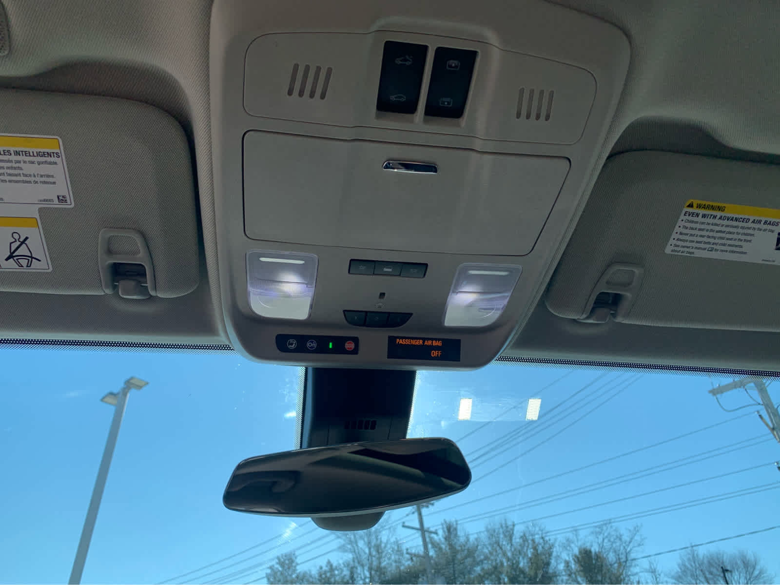 Used 2019 Buick Envision Premium w/ LPO, Active Package image 21