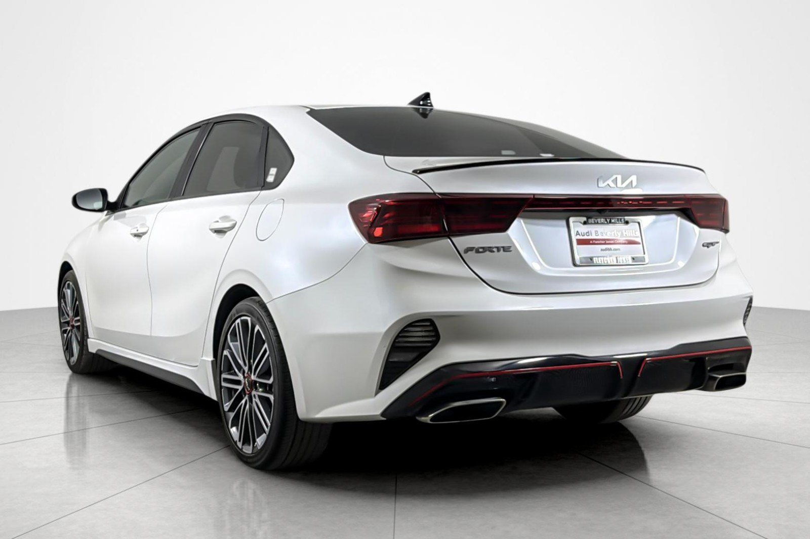 Used 2024 Kia Forte GT FWD image 3
