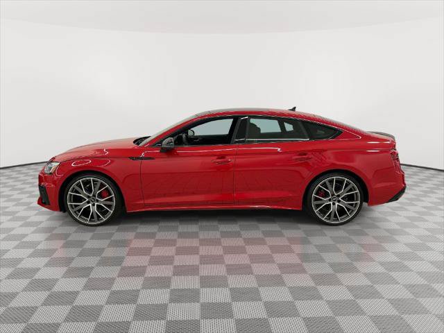 Used 2025 Audi A5 2.0T Premium Plus w/ Premium Plus AWD/4WD image 2