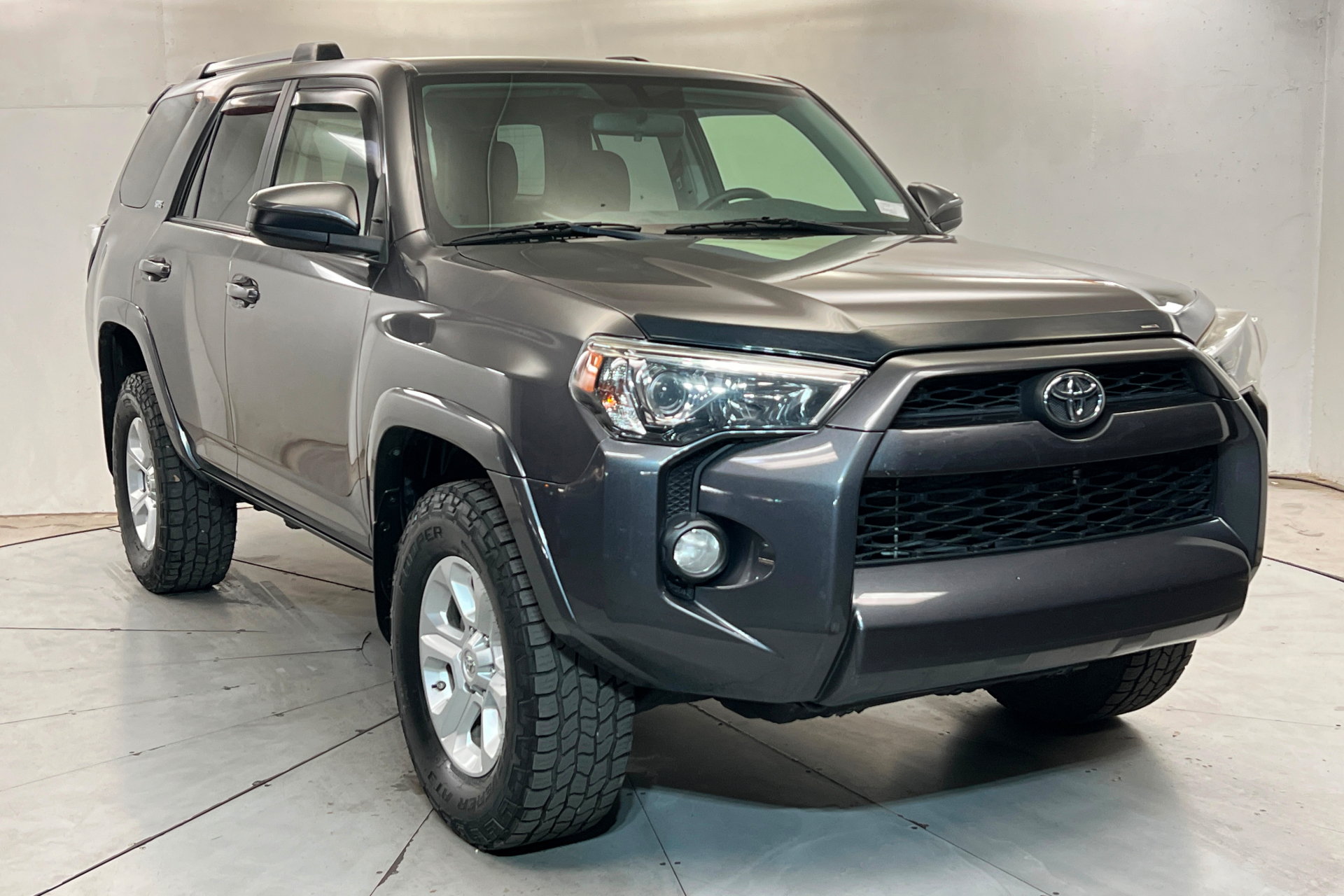Certified 2019 Toyota 4Runner SR5 AWD/4WD image 8