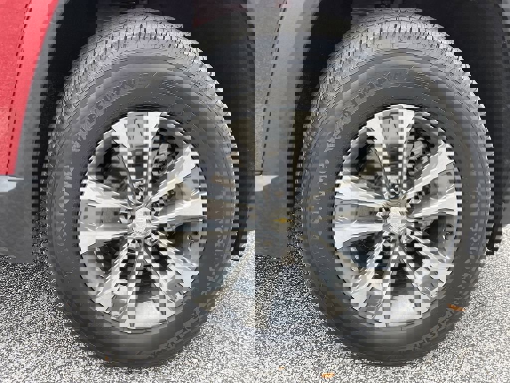 Certified 2026 Chevrolet Equinox LT w/ LPO, Floor Liner Package image 10