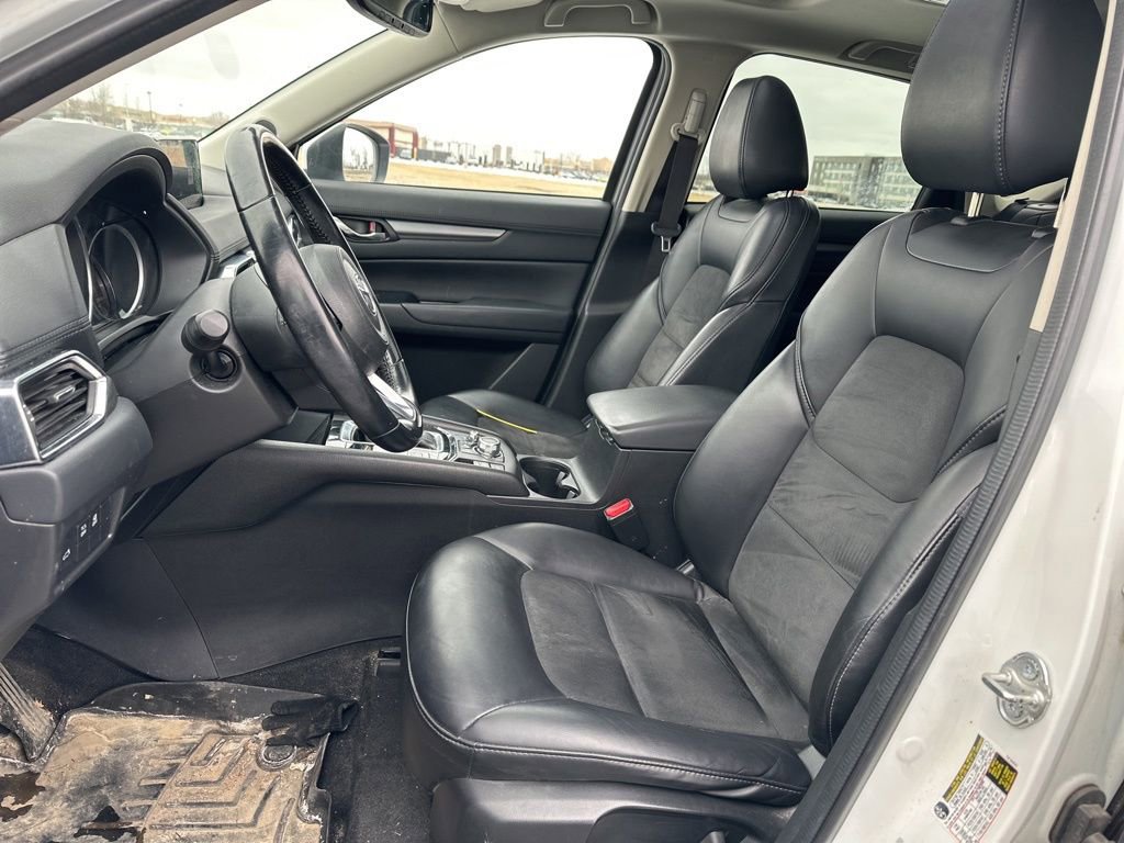Used 2018 MAZDA CX-5 Touring w/ Preferred Equipment Package image 16